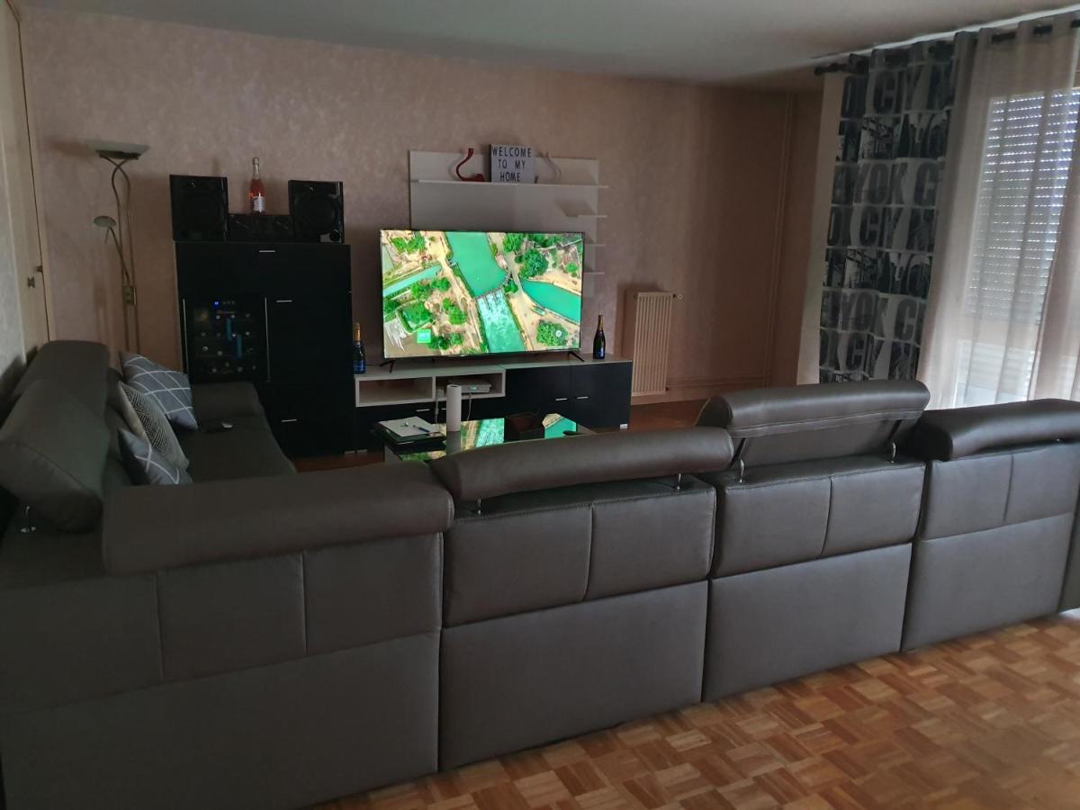 Dans Grand Appart De 113M2 Proche Paris Creil Eksteriør bilde